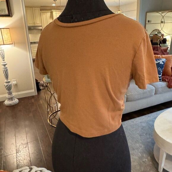 Brown Crop Top - Picture 3 of 4